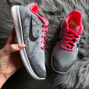 NWB 💞 RACER PINK • NIKE FREE RN •
